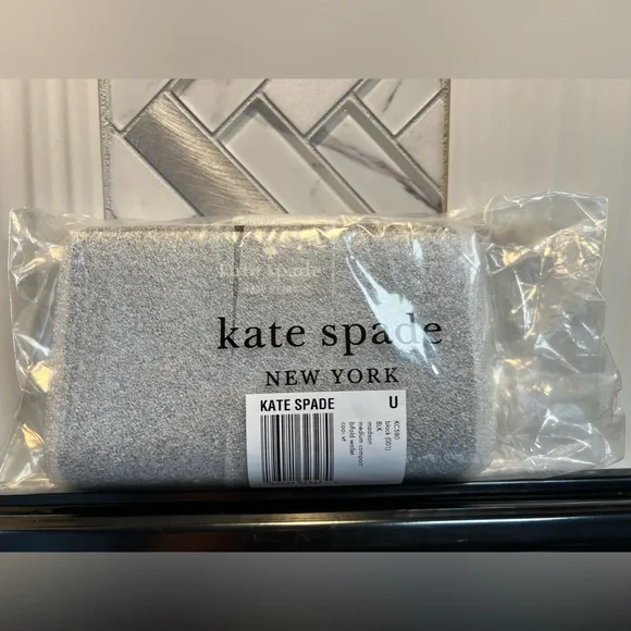 NIP Kate Spade Medium Black Compact Bifold Madison Wallet - Picture 3 of 8